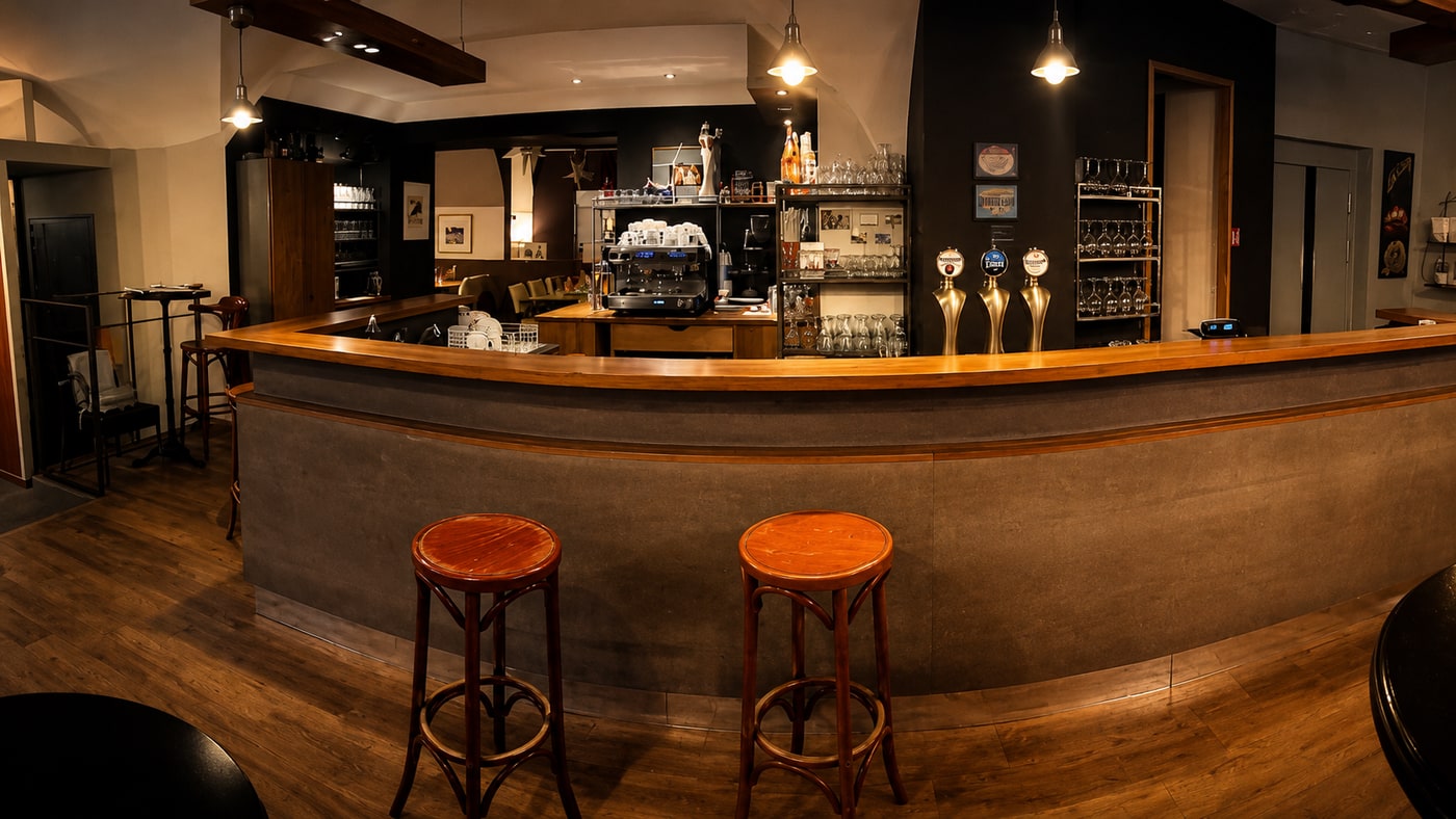 Le bar du Globe à Marsanne